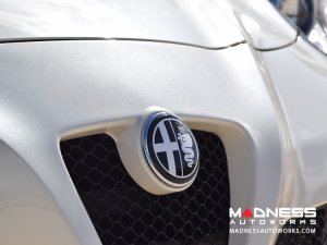 Alfa Romeo 4C Carbon Fiber Badge Cover Kit - Alfa Romeo Logo in White Alfa Romeo 4C Carbon Fiber Badge Cover Kit - Alfa Romeo Logo in White